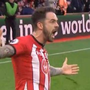  阿森纳终结曼城二十二场不败  