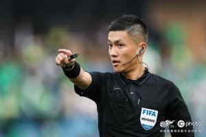  昂热主帅赛后批评裁判判罚引争议  