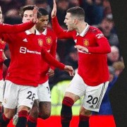  曼联战平利兹联桑乔替补登场错失绝杀  