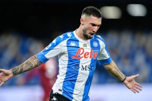  佛罗伦萨老将传射建功助队走出低谷  