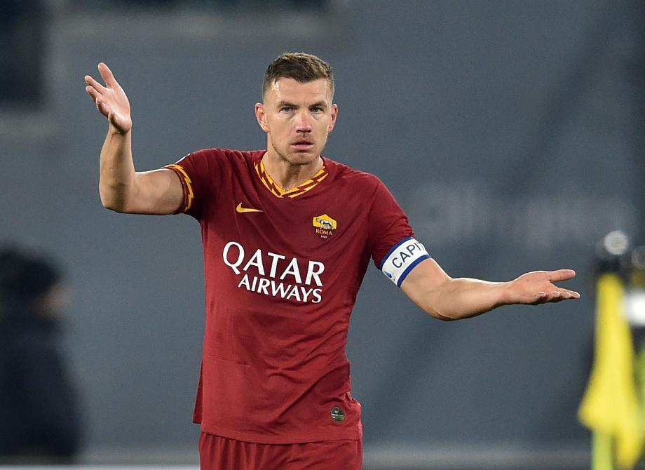  罗马德比战平握手言和  